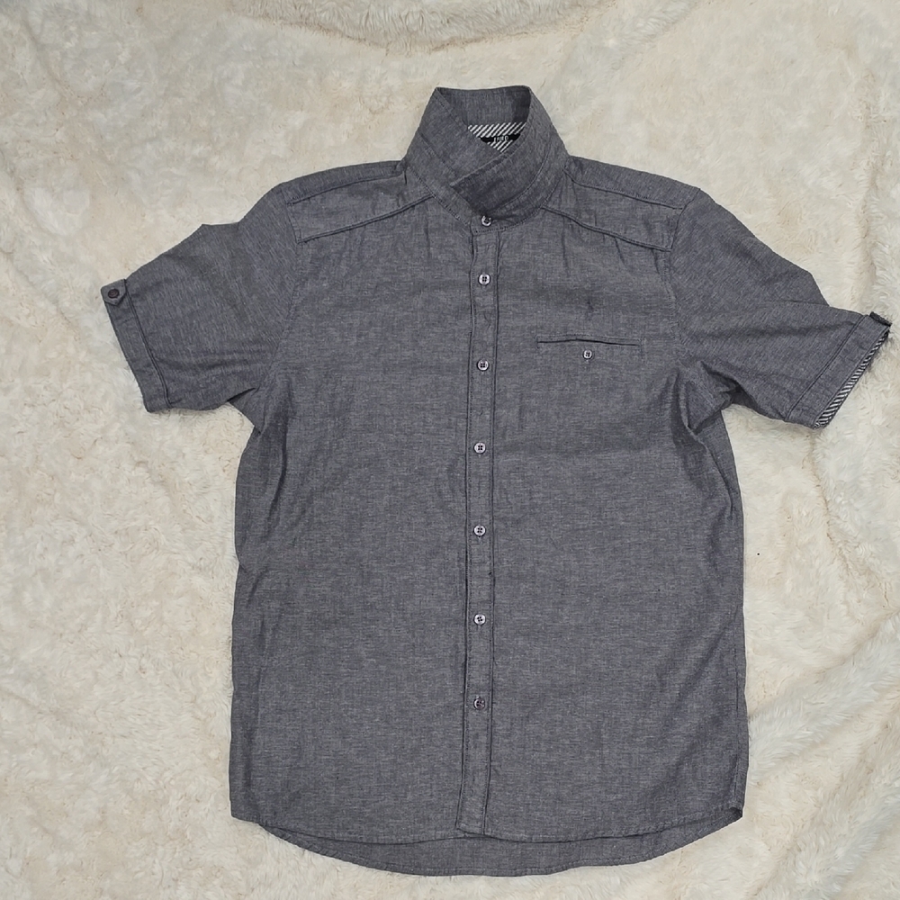 Men's Gray Short Sleeve Shirt